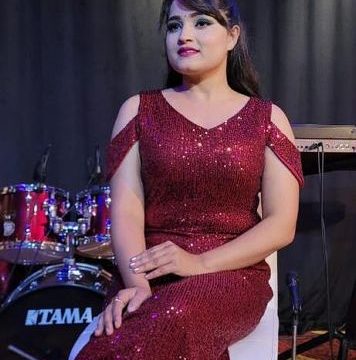 गायिका शोनाली मिश्रा की लाइफ स्टोरी: कानपुर से बॉलीवुड तक का उनका सफ़र है इंस्पायरिंग